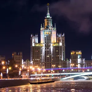 Izba Kotelnicheskaya Royal Tower Moscou